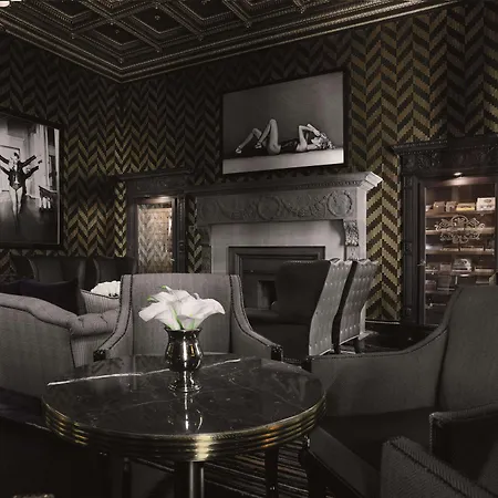 By Patrick Hellmann Hotel