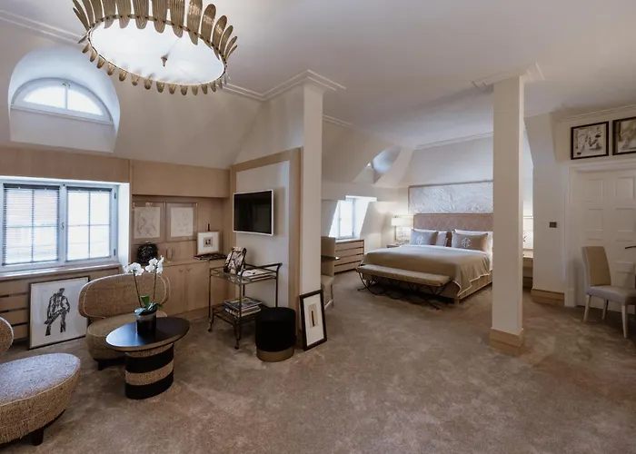 Schlosshotel Berlin Hotel 5*