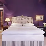 Schlosshotel Berlin Hotel