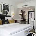 Schlosshotel Berlin Hotel 5*