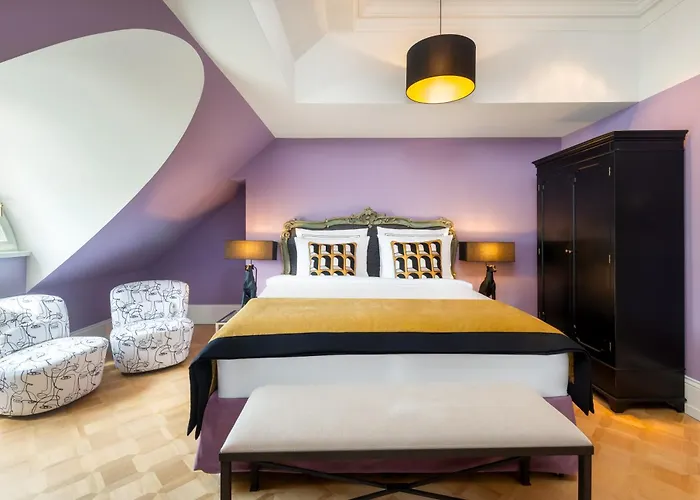 Отель Schlosshotel Berlin 5*