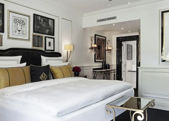 Schlosshotel Berlin Отель 5*