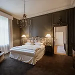 Schlosshotel Berlin 5* Berlin